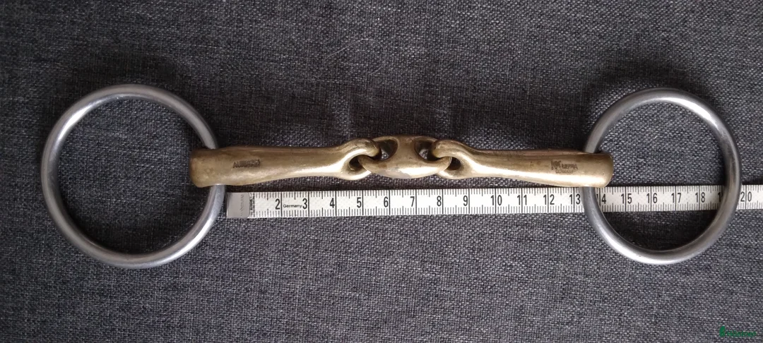 Bett hästutrustning till salu: Sprenger KK Ultra, tredelat, lös ring, 130mm i Norrtälje - Annons 2