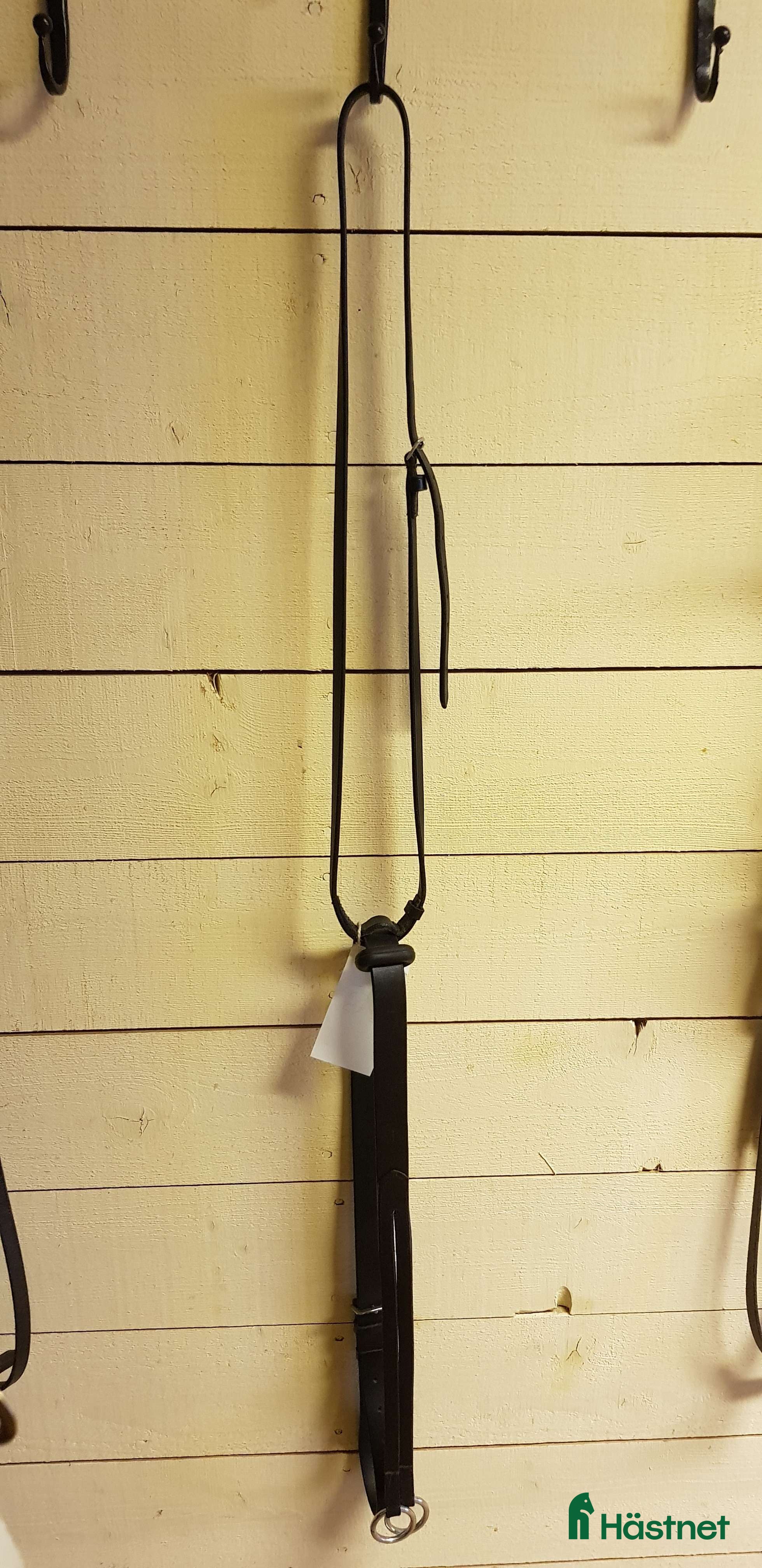 Sadeltillbehör hästutrustning Martingal i Nora - Annons 3