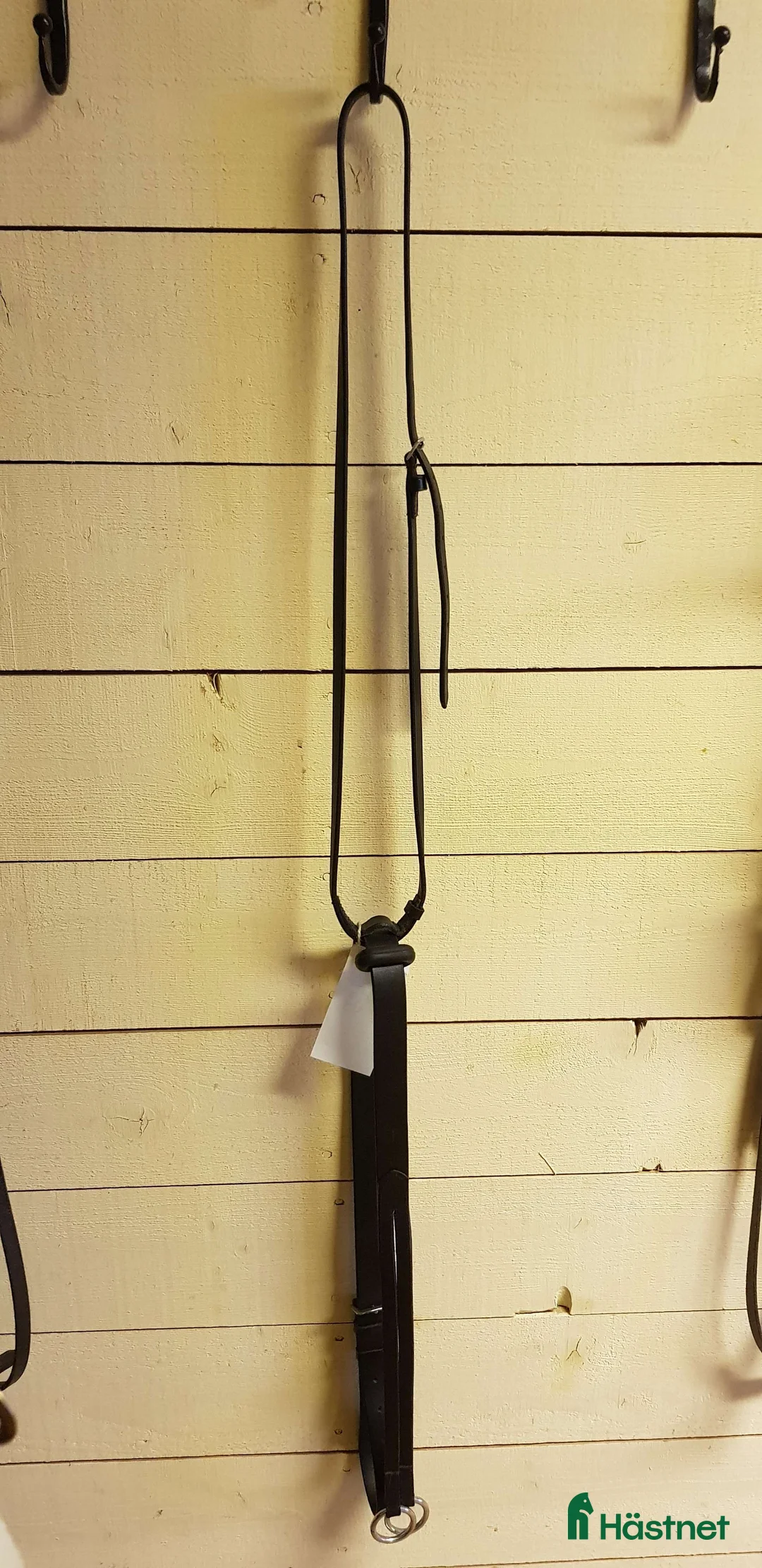 Sadeltillbehör hästutrustning till salu: Martingal i Nora - Annons 1