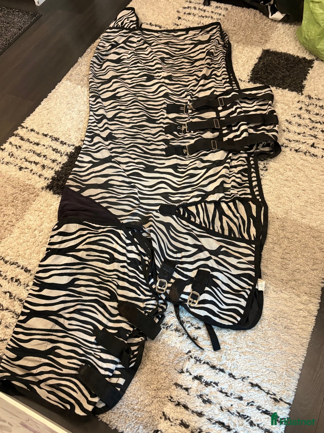 Täcken hästutrustning till salu: Täcken - Amigo, Trinity, Fairfield mm i Åby - Annons 17