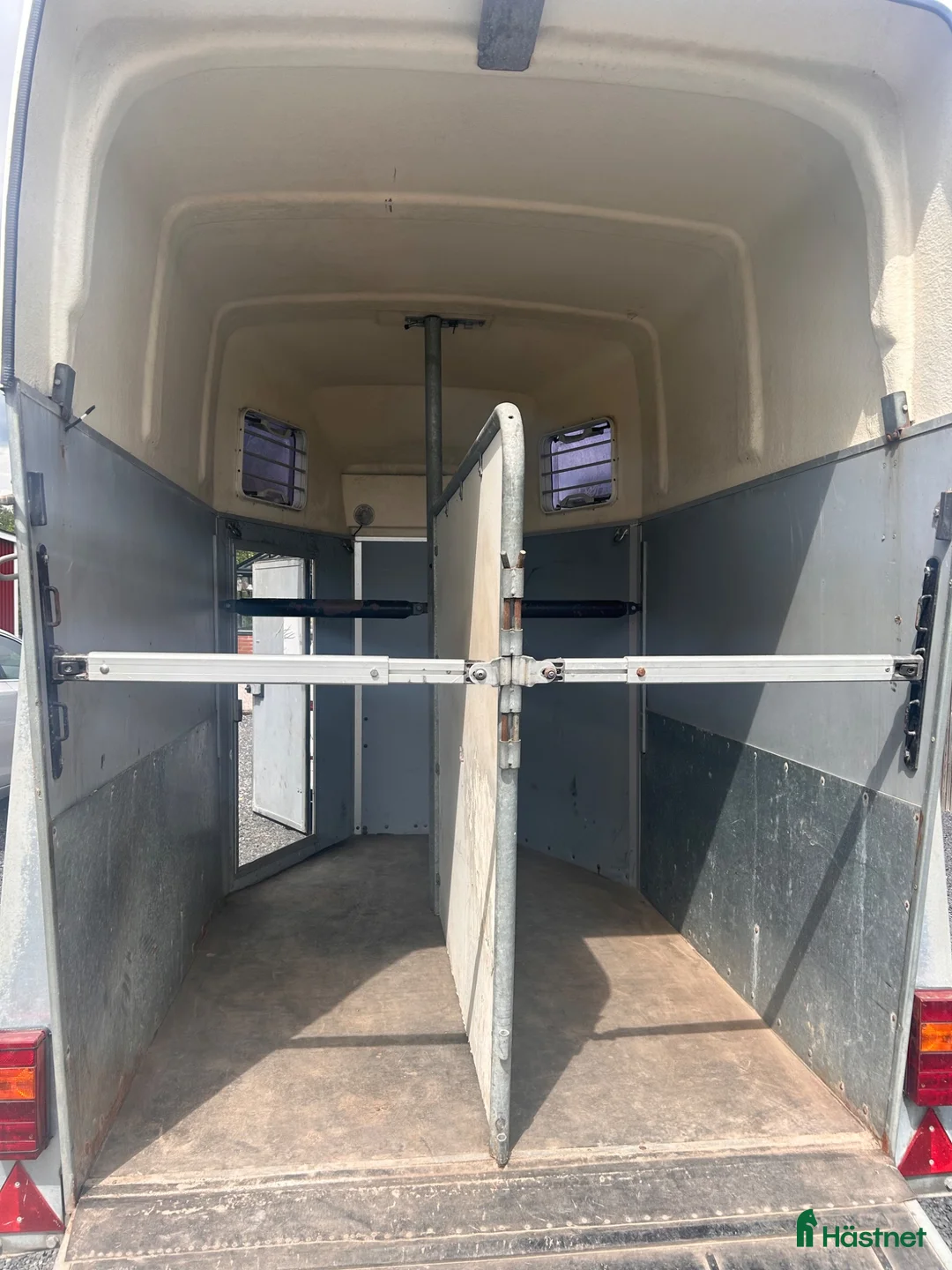 Hästtransporter  fordon & transport till salu: Thule prestige - Annons 6