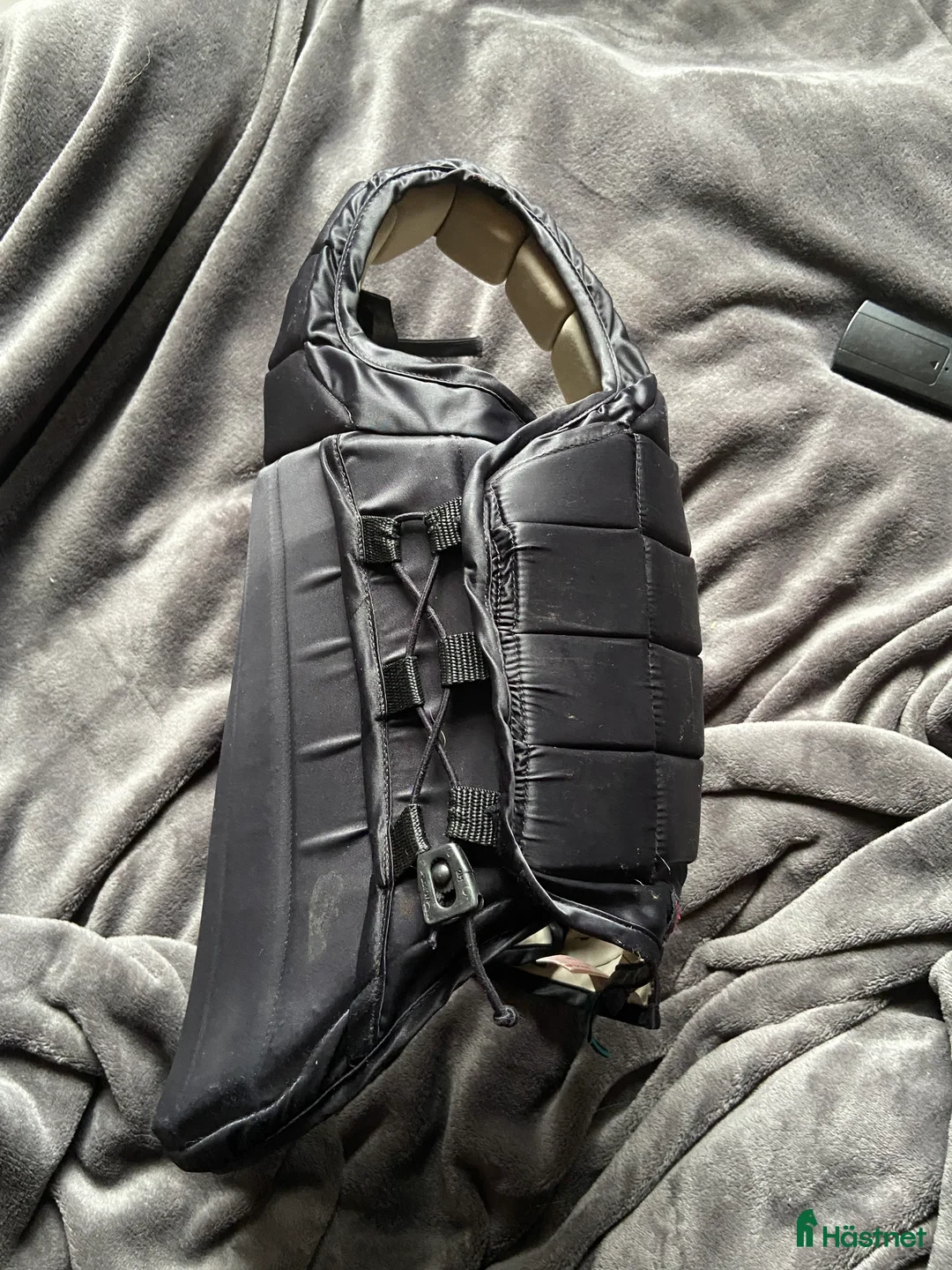 Säkerhetsvästar ryttarutrustning till salu: Racesafe väst children L - Annons 2