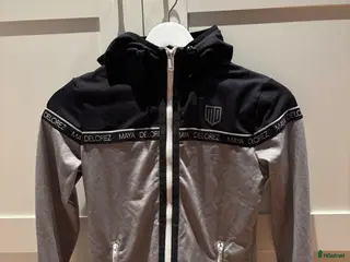 Jackor & Kavajer ryttarutrustning till salu: Maya Delorez Zip-hoodie - Annons 4