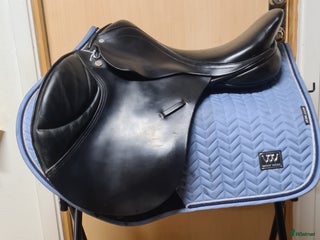 Sadlar hästutrustning till salu: Barnsby i Hamneda - Annons 1