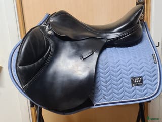 Sadlar hästutrustning till salu: Barnsby i Hamneda - Annons 4