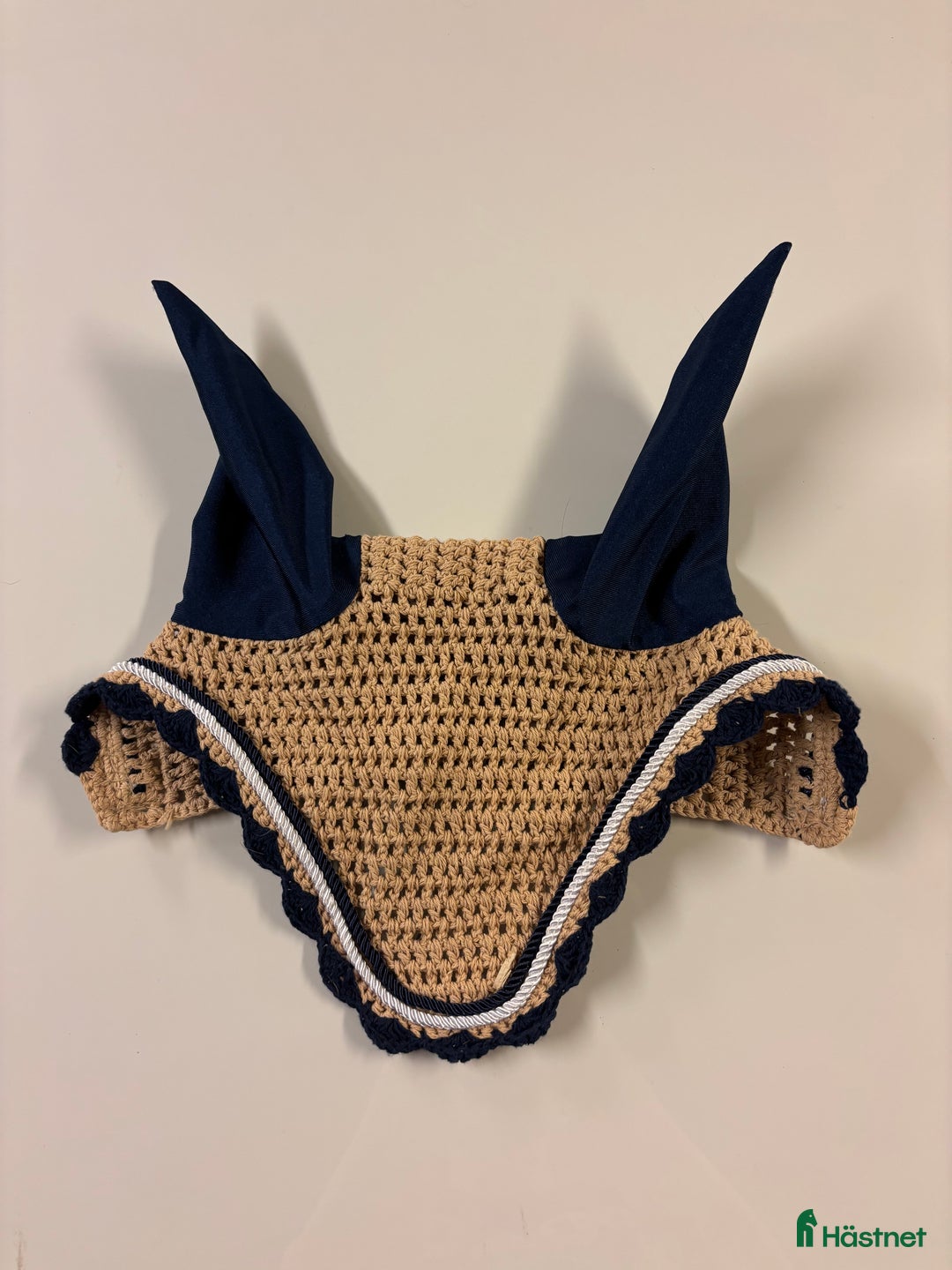 Övrig Hästutrustning hästutrustning till salu: Virkad fin huva 💕 i Hammarö - Annons 1