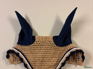 Övrig Hästutrustning hästutrustning till salu: Virkad fin huva 💕 i Hammarö - Annons 3