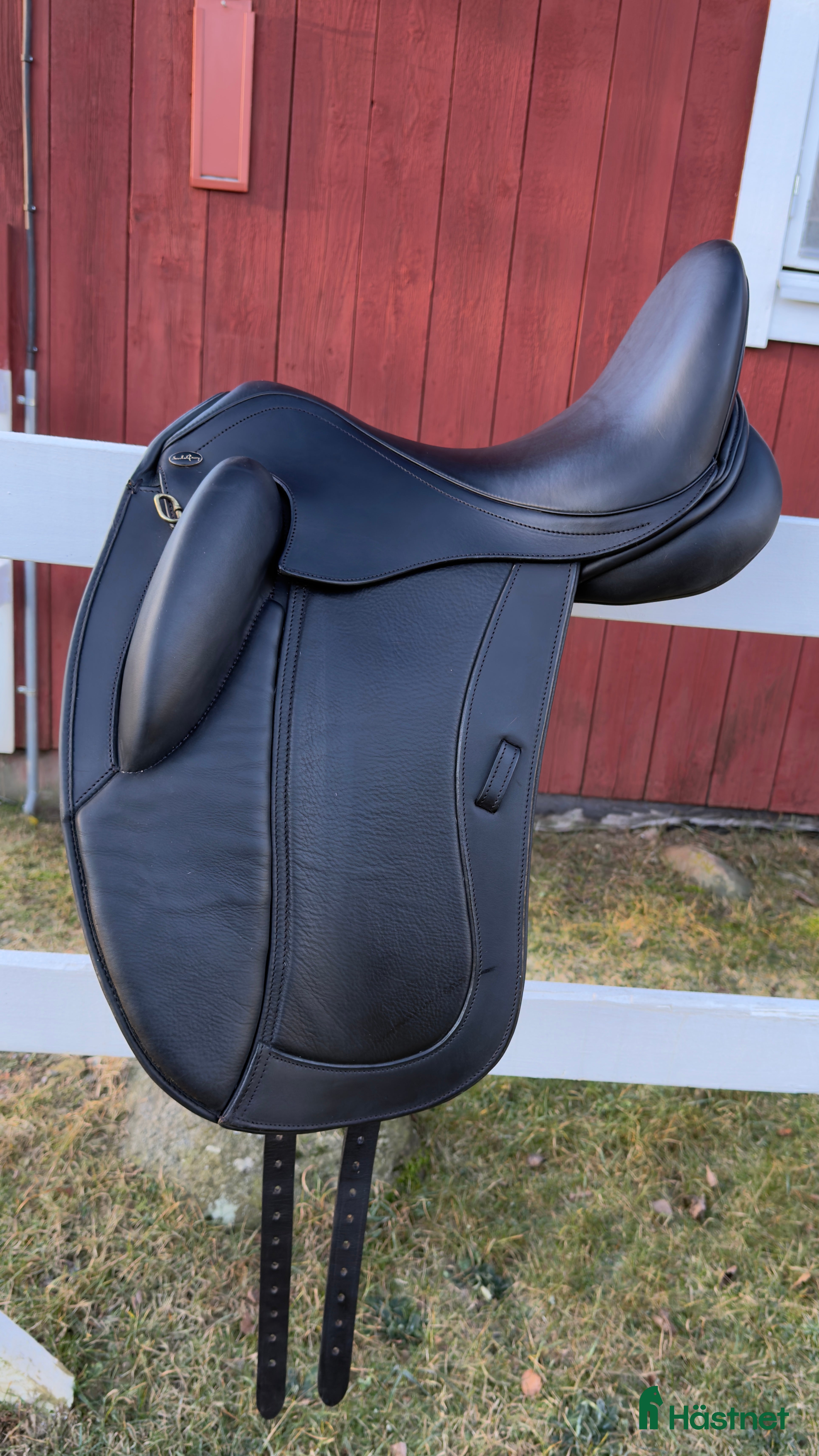 Sadlar hästutrustning till salu: Dressyrsadel med UG-system - alla bomvidder ingår i Gällstad - Annons 2