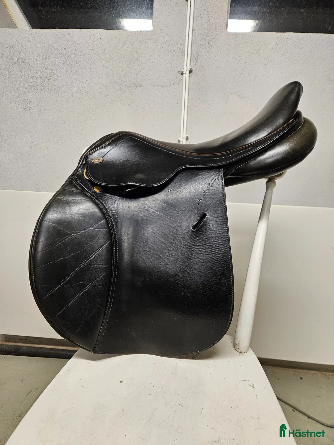 Sadlar hästutrustning till salu: Santa Cruz sadel säljes i Knivsta - Annons 2