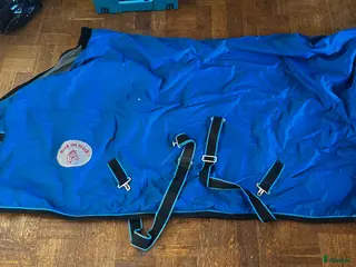 Täcken hästutrustning Äldre back on track täcke - Annons 1