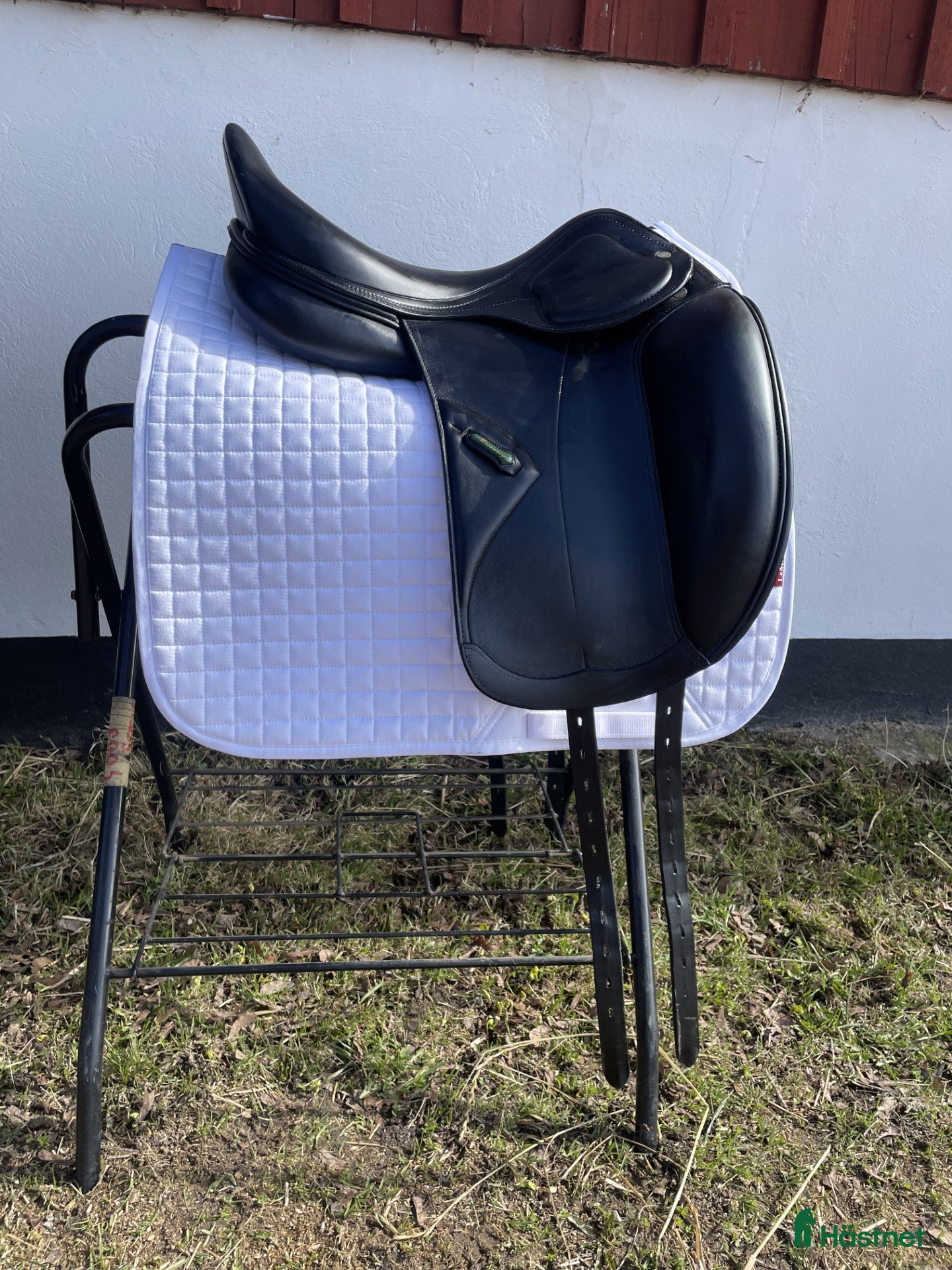 Sadlar hästutrustning Välskött Amerigo dressyrsadel - Annons 2