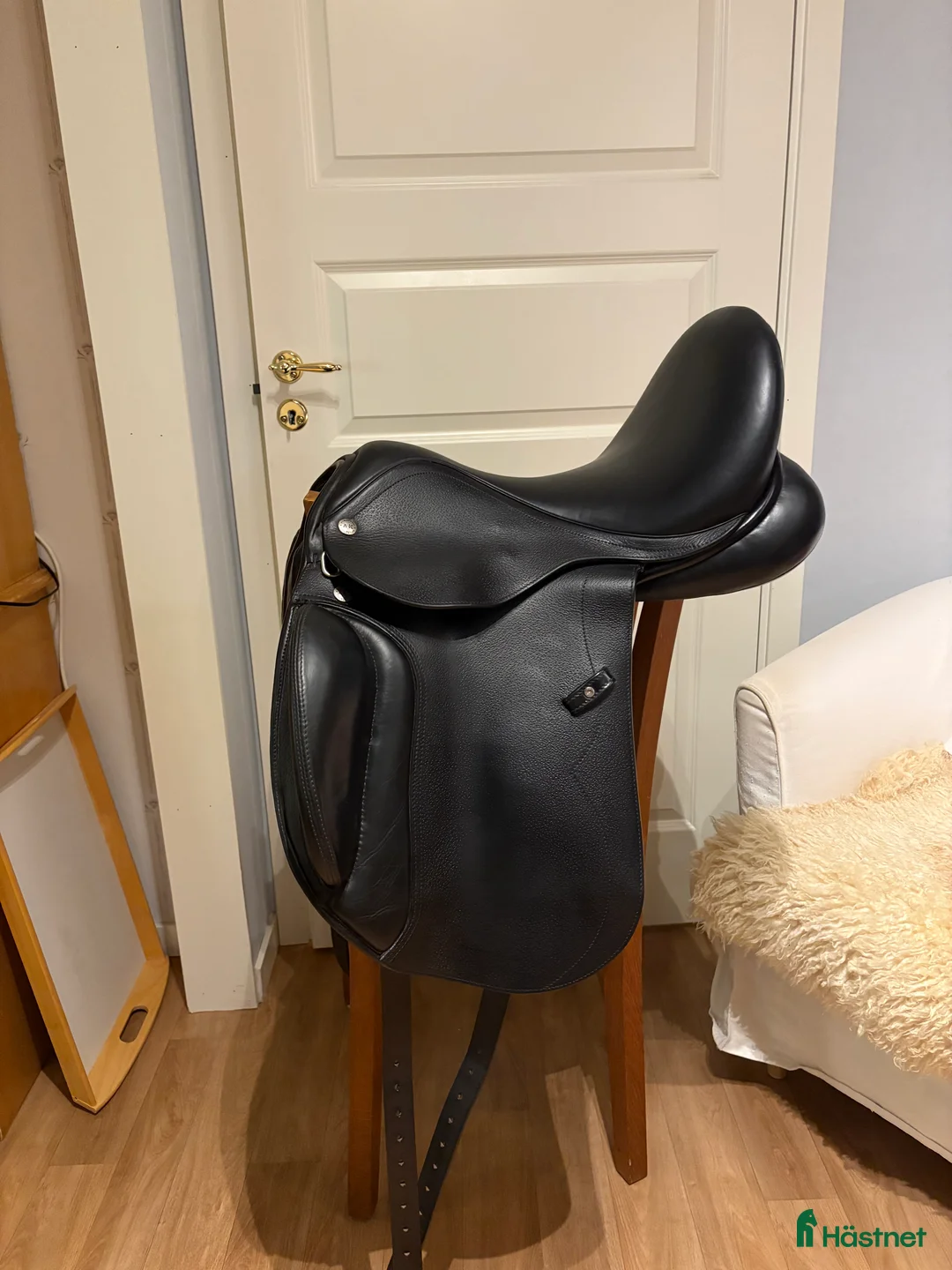 Sadlar hästutrustning till salu: Kemnevall Polvorita - Annons 1
