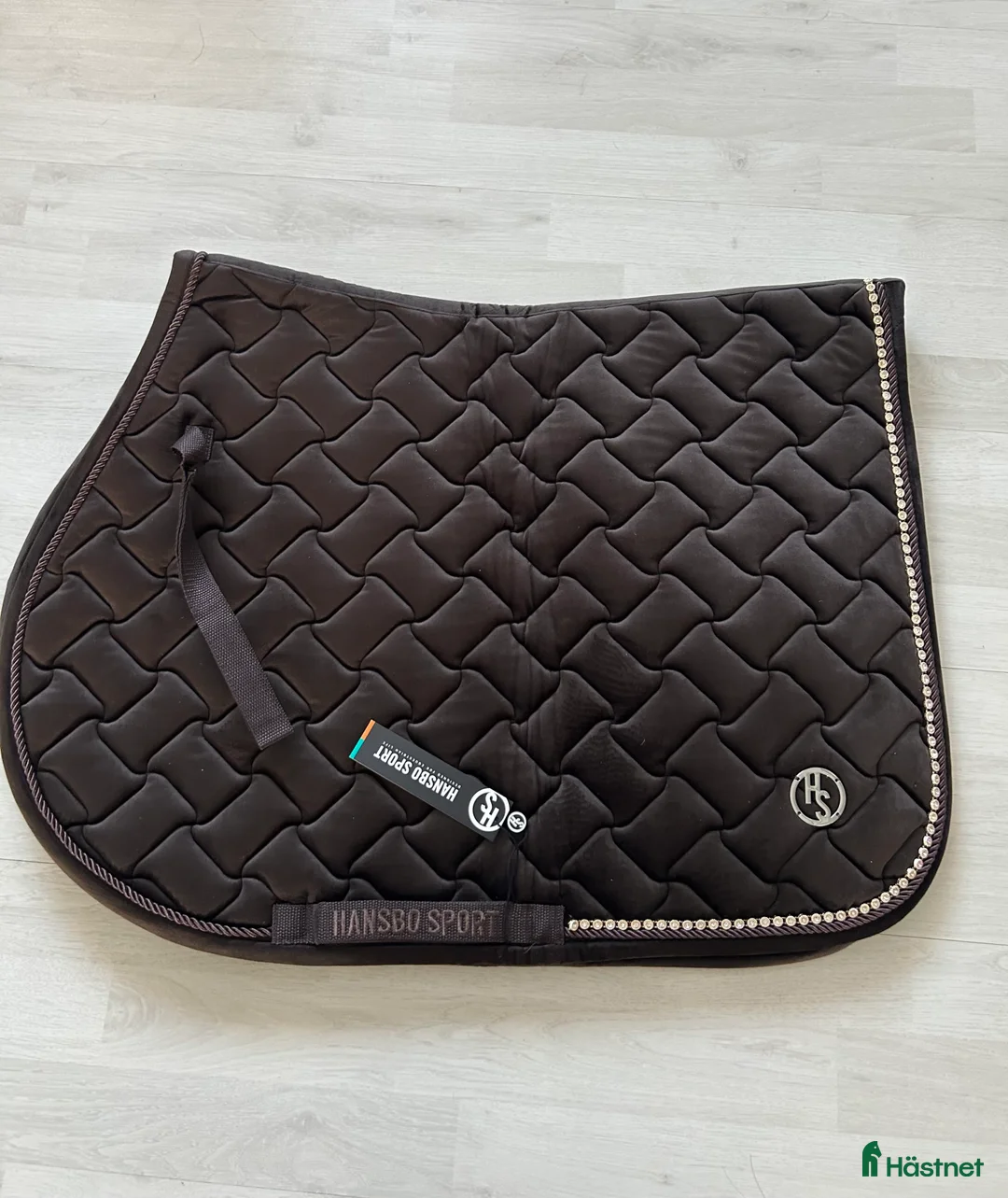 Schabrak & Vojlockar hästutrustning till salu: HS Schabrak Velvet - Annons 2