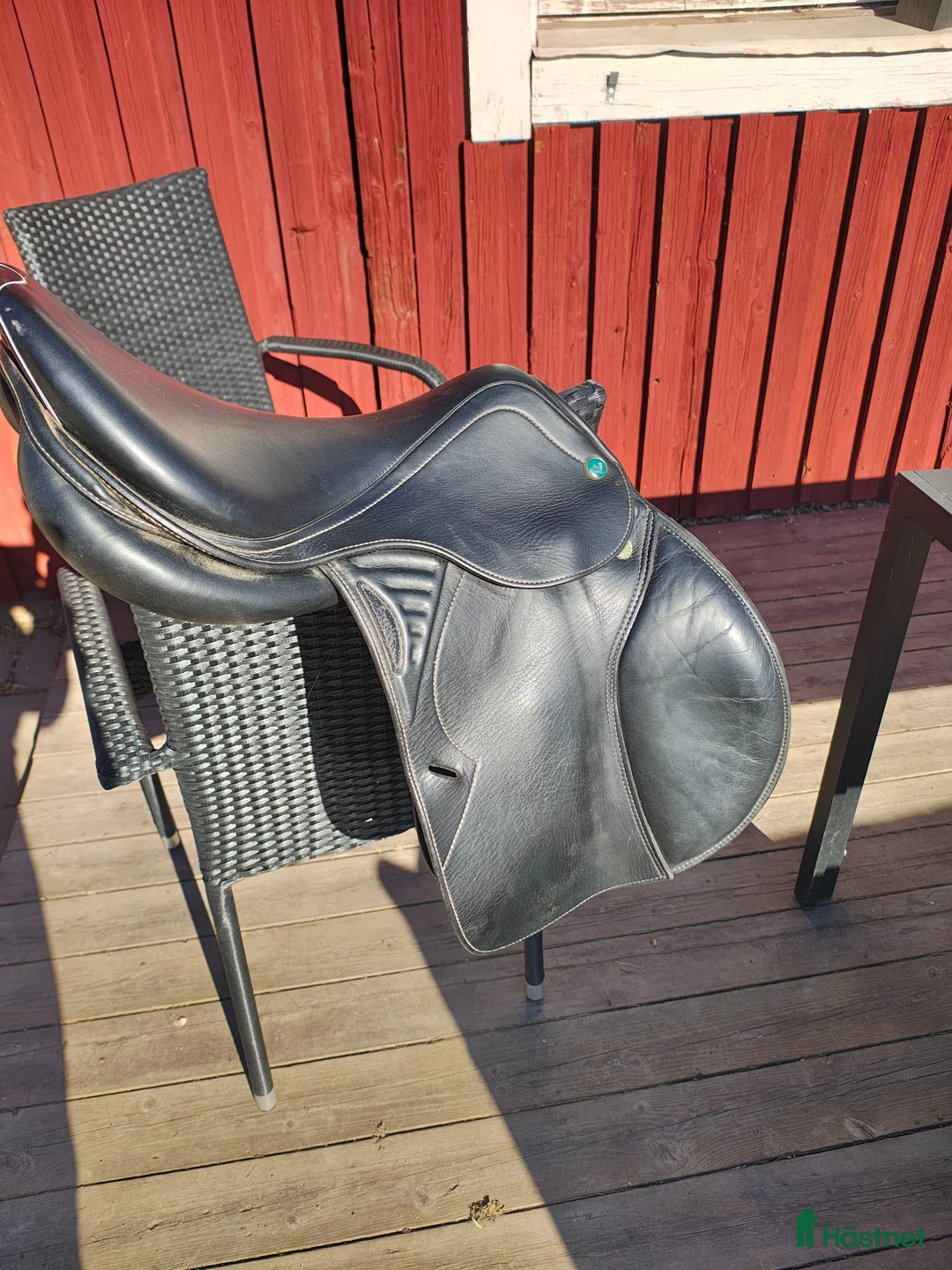 Sadlar hästutrustning till salu: Fin hoppsadel  - Annons 2