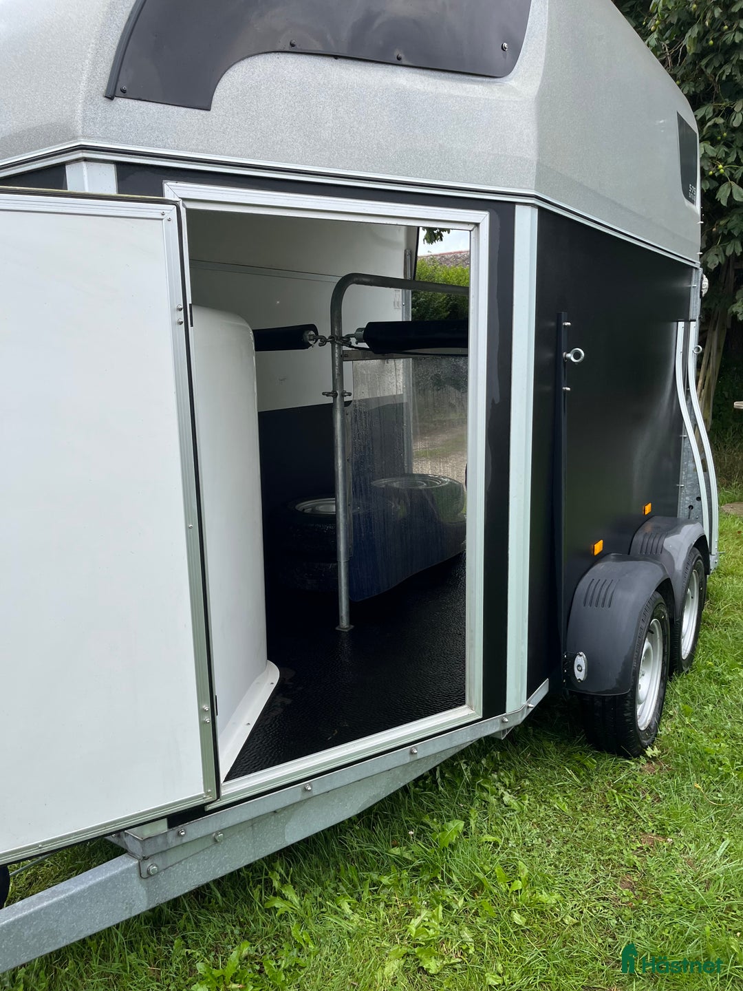 Hästtransporter  fordon & transport till salu: Hästsläpp från Sirius i Staffanstorp - Annons 7