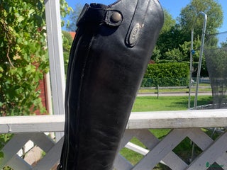 Ridstövlar ryttarutrustning till salu: Crw ridstövlar i Hälleforsnäs - Annons 20