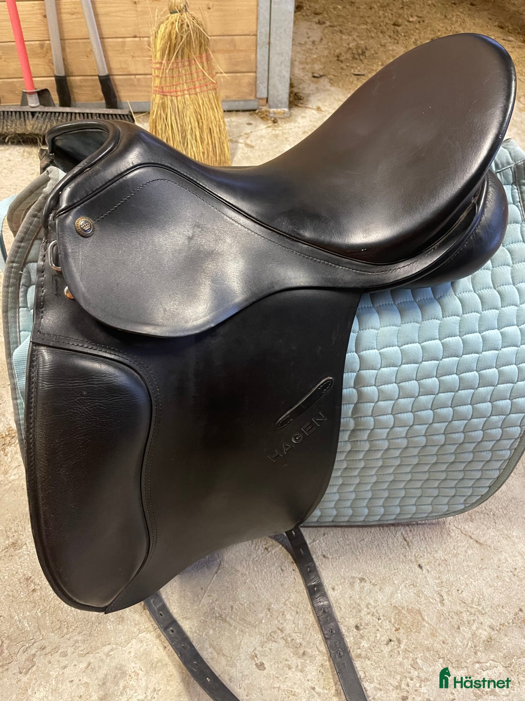 Sadlar hästutrustning till salu: Sadel i Strängnäs - Annons 1