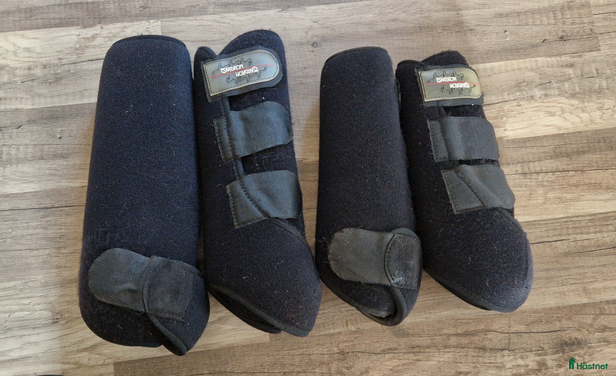 Benskydd hästutrustning till salu: Eskadron Pro Dressage benskydd  - Annons 1