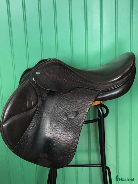 Sadlar hästutrustning till salu: Jensen flatbackssadel Spirit i Falun - Annons 2