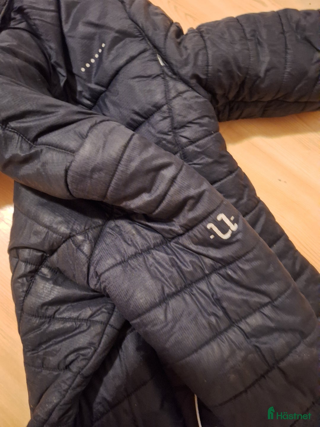 Jackor & Kavajer ryttarutrustning till salu: Snygg uhipjacka i Sturkö - Annons 3