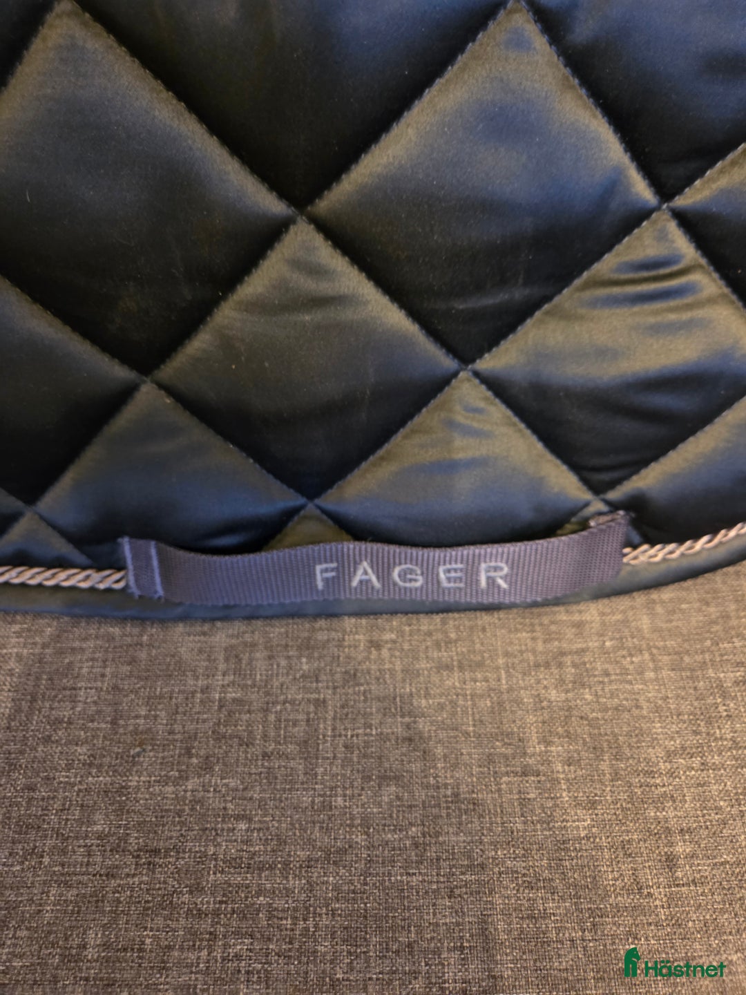 Schabrak & Vojlockar hästutrustning till salu: Fager schabrak i Brösarp - Annons 2