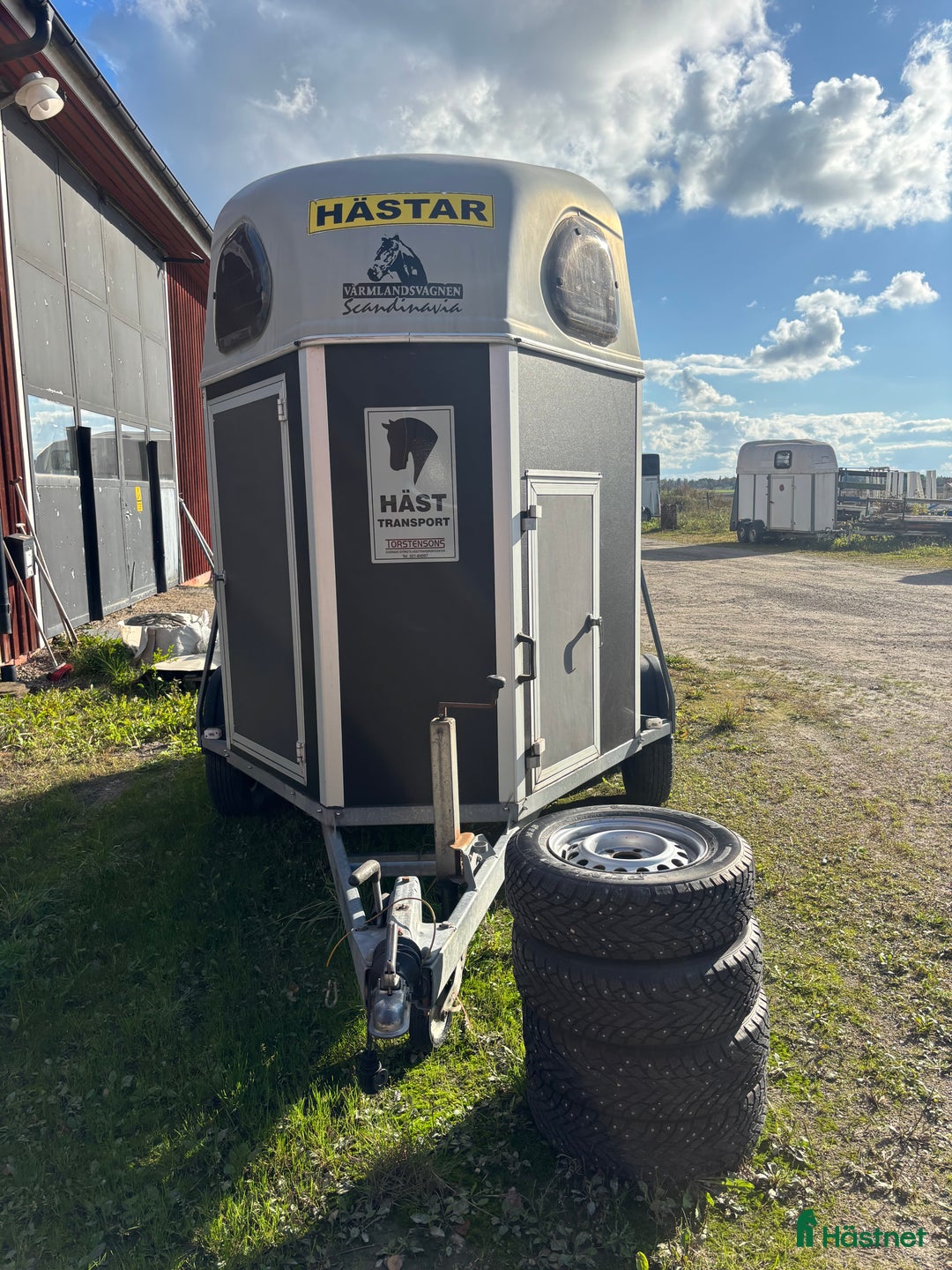 Hästtransporter  fordon & transport till salu: Nyrenoverad Värmlandsvagen - Sadelkammare mm i Västerås - Annons 3