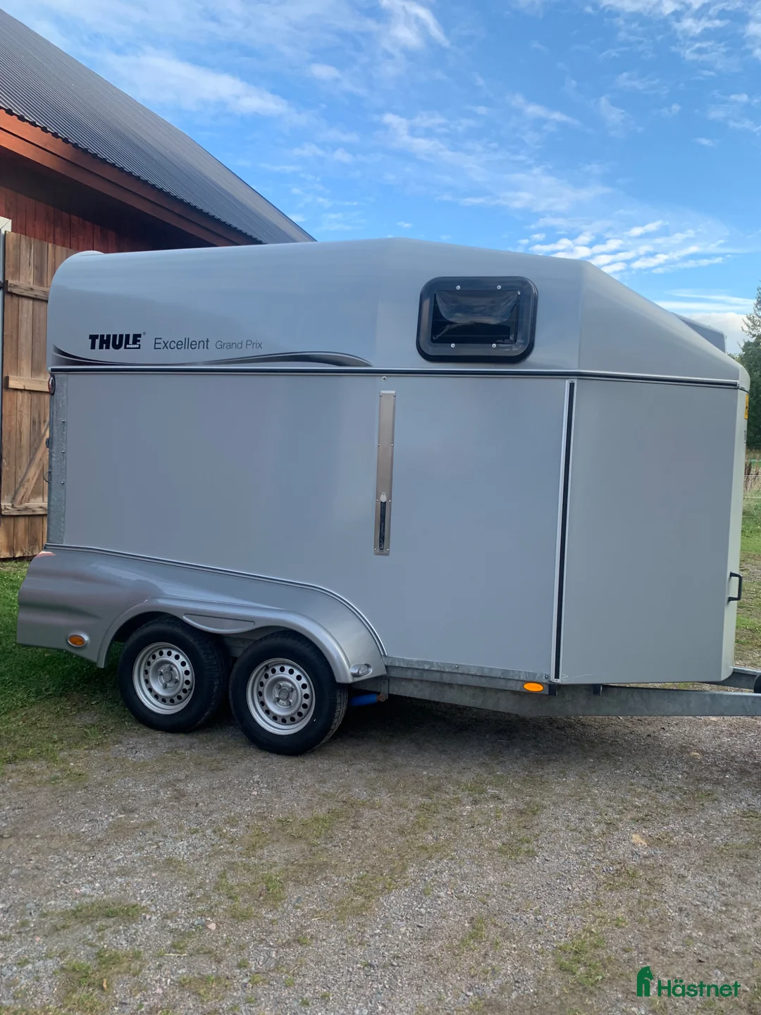 Hästtransporter  fordon & transport till salu: Thule Excellent  i Hallsberg - Annons 2