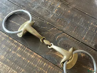 Bett hästutrustning Stubben 10,5 - Annons 2