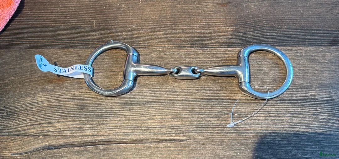 Bett hästutrustning till salu: 3-delat eggbett 10,5 cm NYTT - Annons 2
