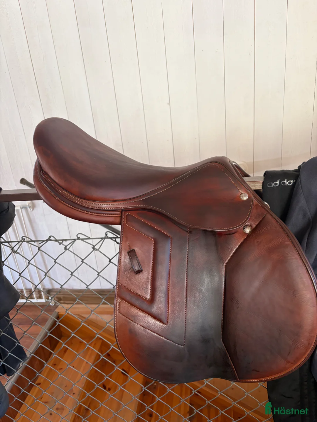 Sadlar hästutrustning till salu: Renaissance F2S i Grödinge - Annons 1