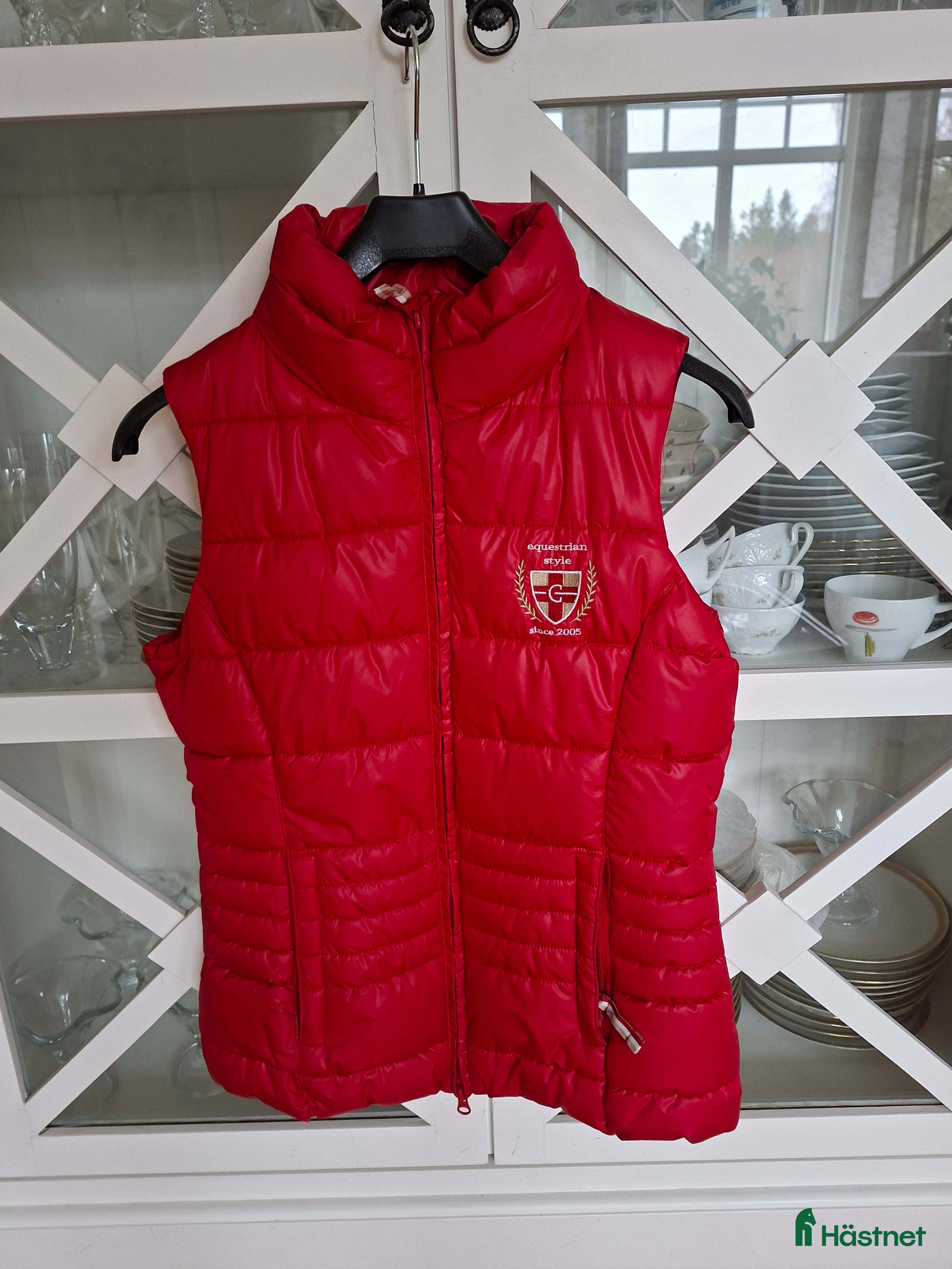 Jackor & Kavajer ryttarutrustning till salu: Varmfodrad väst i Kallinge - Annons 16