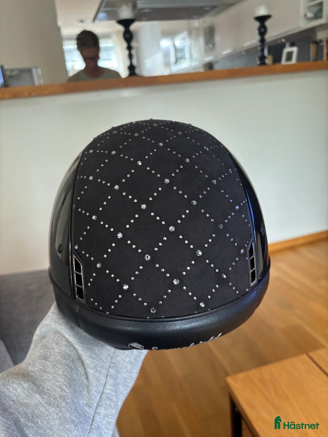 Hjälmar ryttarutrustning till salu: Samshield hjälm i Täby - Annons 2