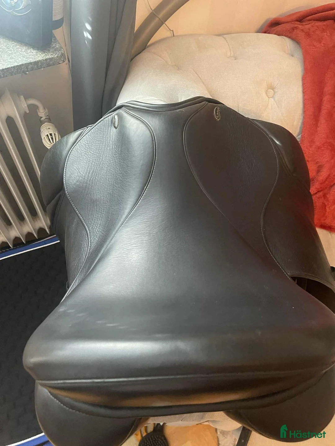 Sadlar hästutrustning till salu: Dressyrsadel 17,5 M.Toulouse GenTec Genesis i Kinna - Annons 2