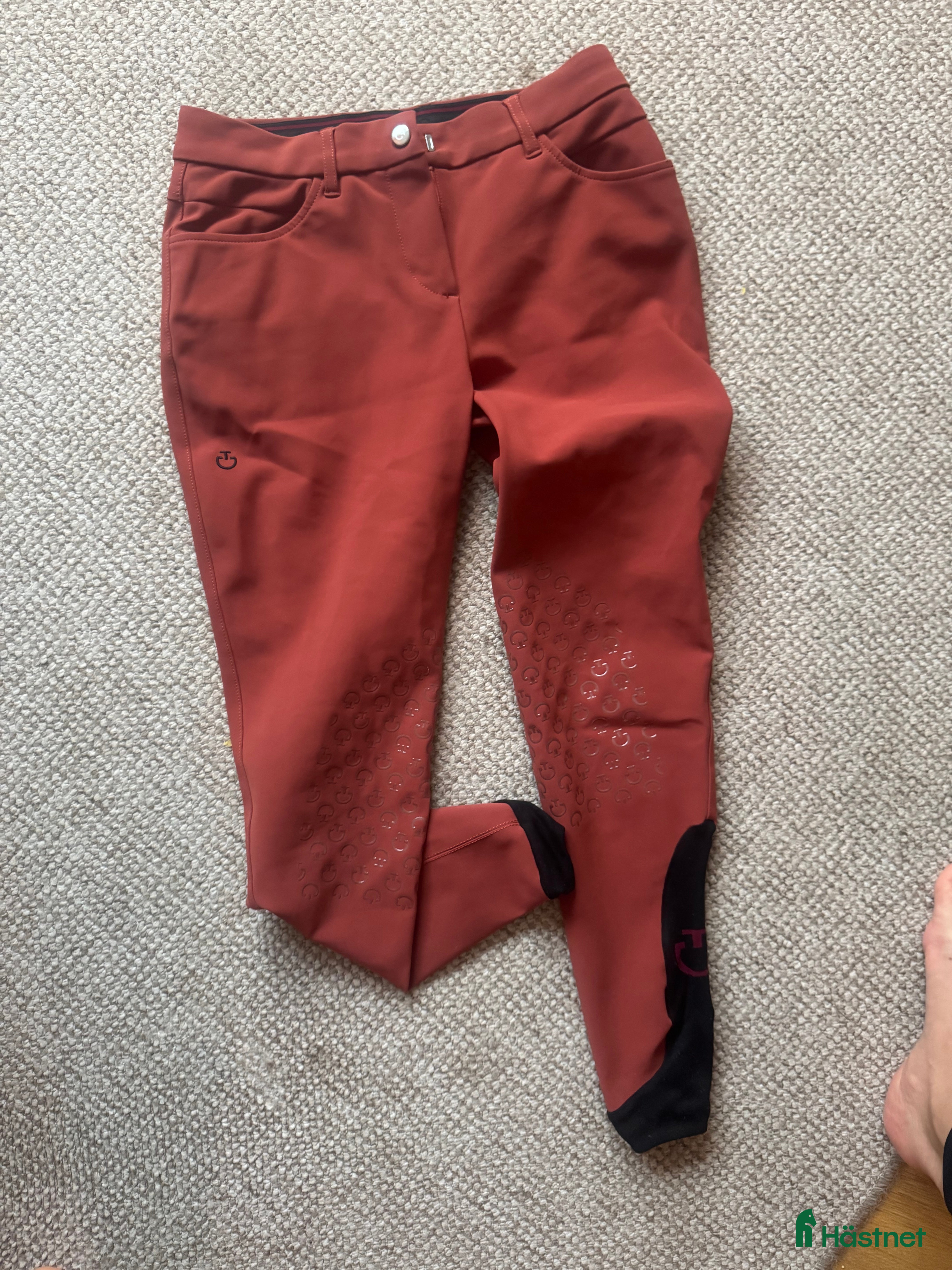 Ridbyxor ryttarutrustning till salu: Halvskodda Toscana ridbyxor i Jönköping - Annons 12