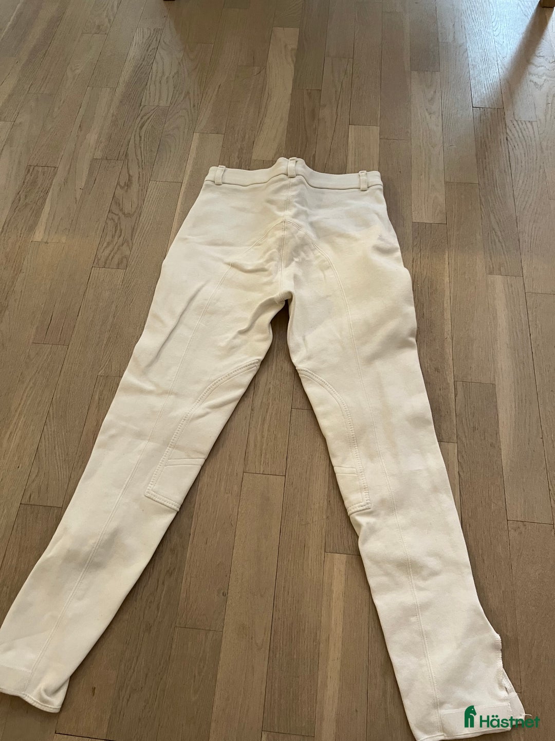 Ridbyxor ryttarutrustning till salu: Vita ridbyxor tills salu  i Bromma - Annons 2