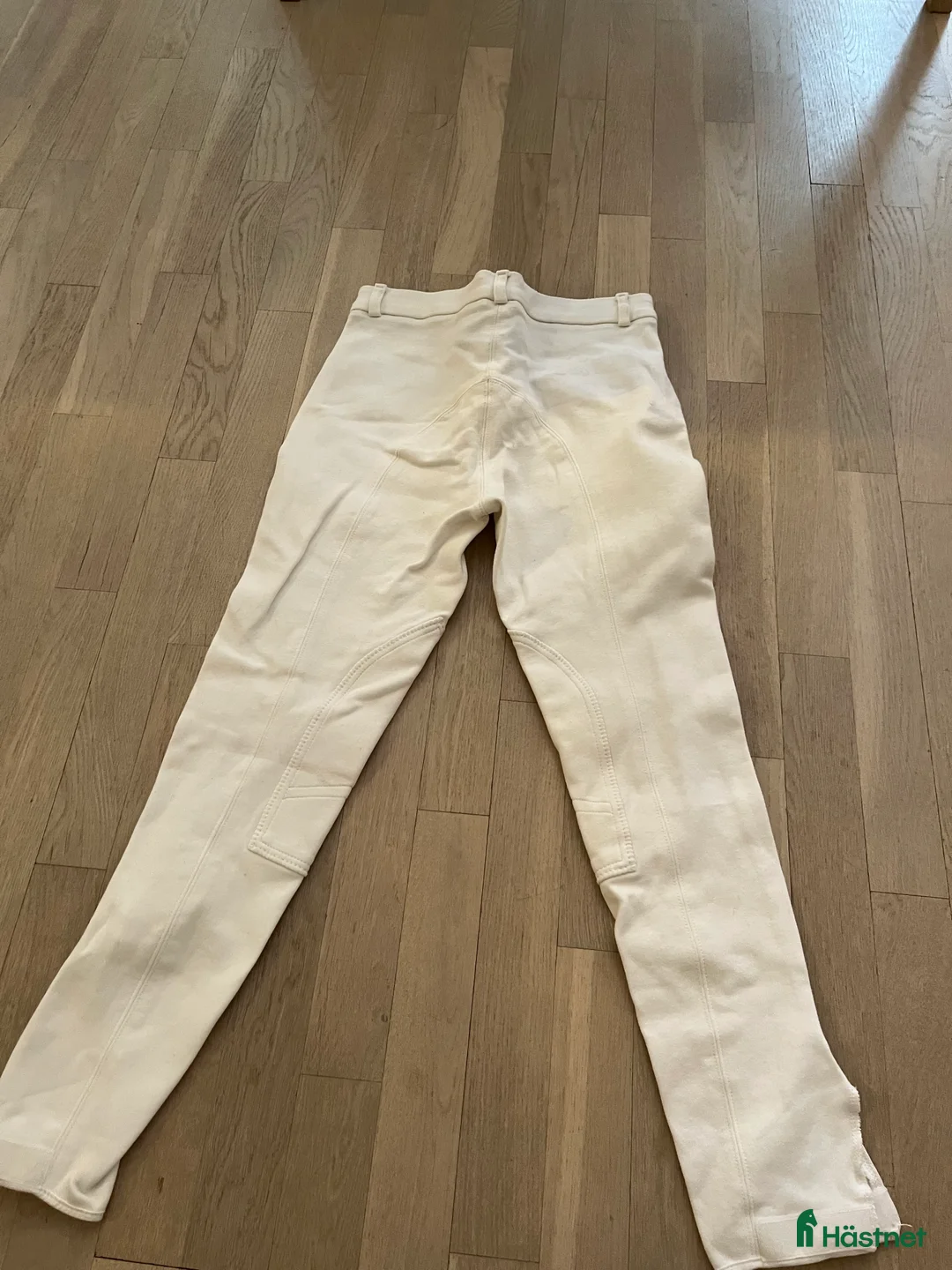 Ridbyxor ryttarutrustning till salu: Vita ridbyxor tills salu  i Bromma - Annons 2