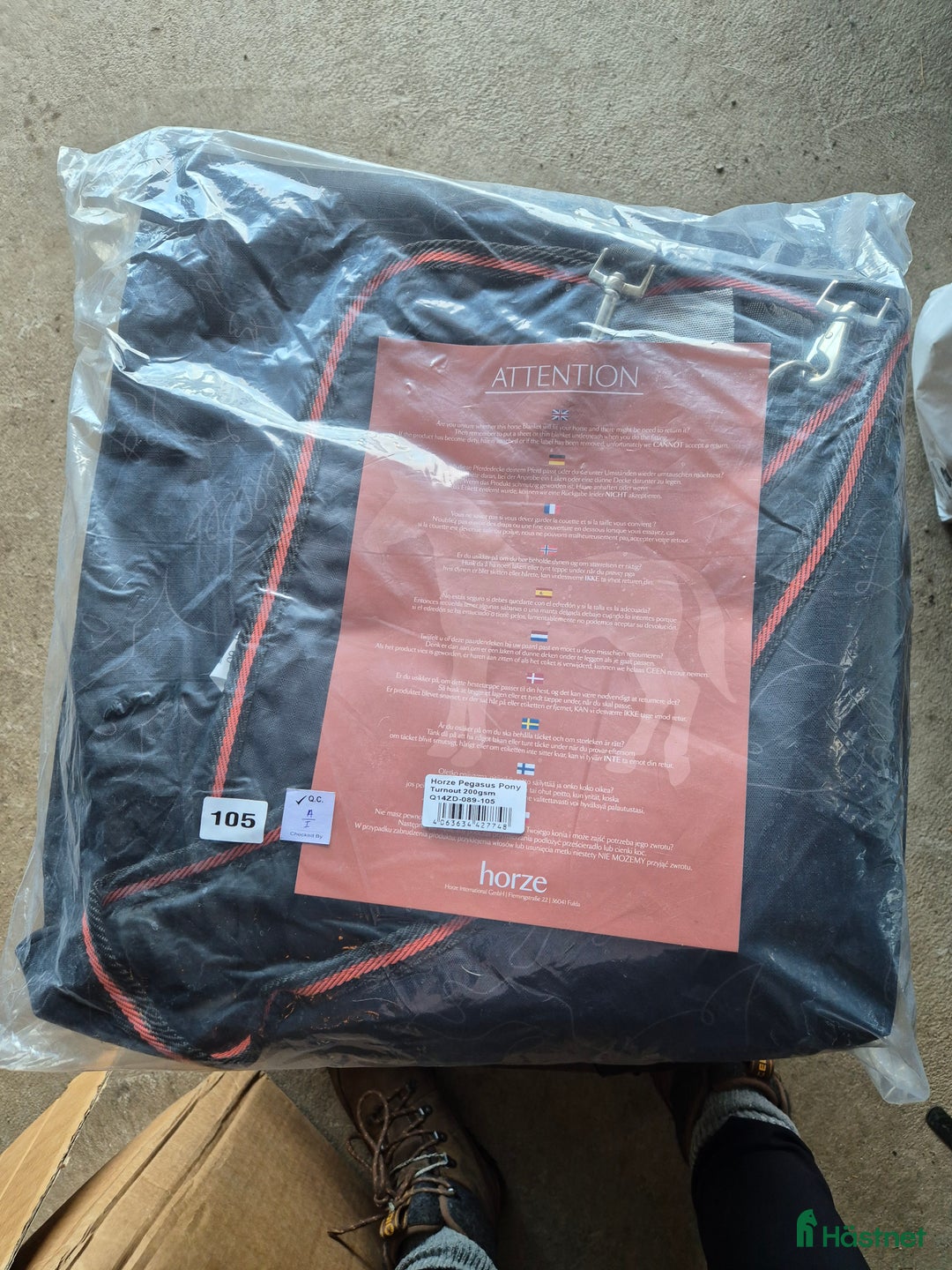 Täcken hästutrustning till salu: Pegasus täcke stl 105. 200gram i Falköping - Annons 3