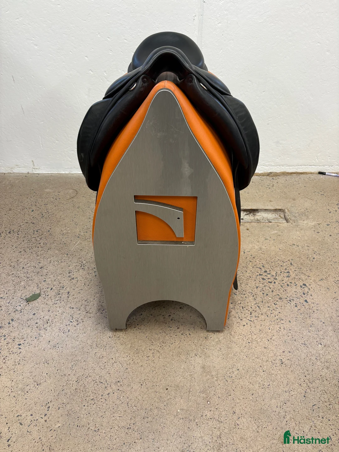 Sadlar hästutrustning till salu: 20% rabatt!! Childeric DI i Ytterby - Annons 2