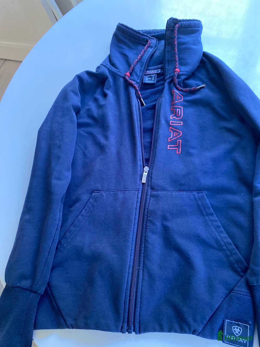 Jackor & Kavajer ryttarutrustning till salu: Ariat i Bromma - Annons 1