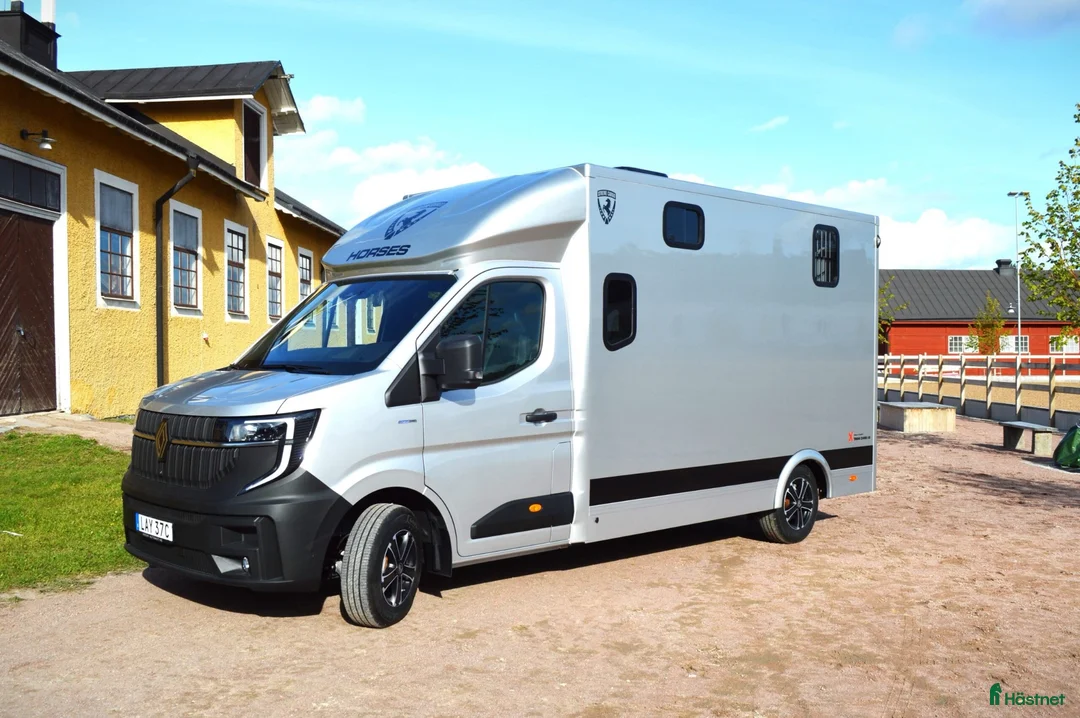 Hästlastbilar  fordon & transport till salu: Xtreme Cargo XL+Stuteri (5sits) - Annons 1