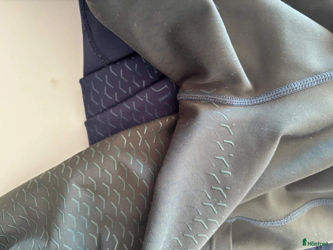 Övrig Hästutrustning hästutrustning till salu: Alequi tights 2 par blå och gröna  - Annons 2