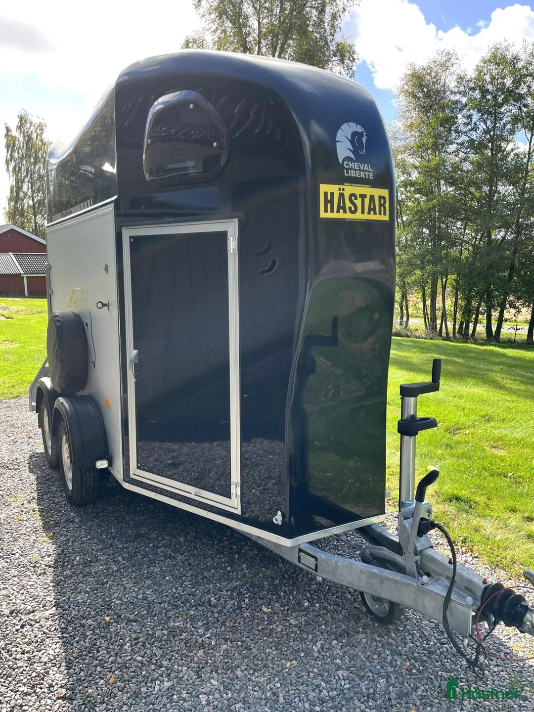 Hästtransporter  fordon & transport till salu: Cheval hästtrailer 2022/23 i Hålanda - Annons 2
