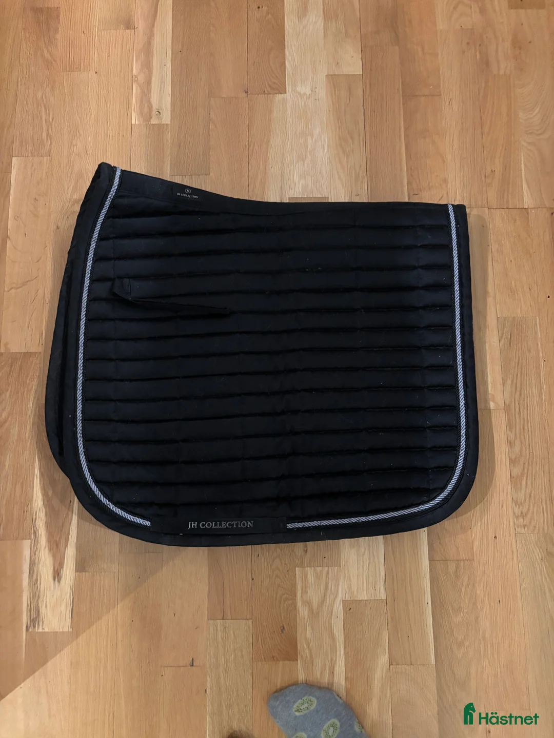 Schabrak & Vojlockar hästutrustning till salu: Flera olika schabrak  i Västerhaninge - Annons 12