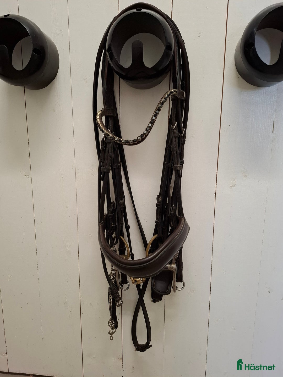 Träns hästutrustning till salu: Komplett PS kandar i Vara - Annons 1