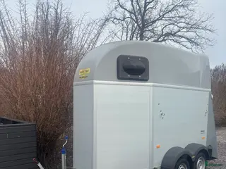 Hästtransporter fordon & transport till salu: Humbaur Single Alu - för 1,5 häst - Annons 3