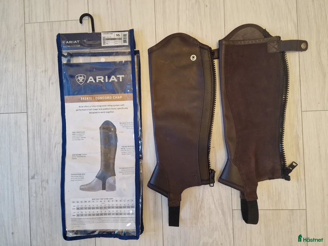 Övrig Ryttarutrustning ryttarutrustning till salu: NYA ARIAT chortchaps i Boden - Annons 1