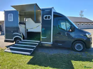 Hästlastbilar fordon & transport till salu: Renault master 2021 - Annons 1