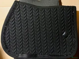 Schabrak & Vojlockar hästutrustning till salu: Kentucky-schabrak till Ponny - Annons 2