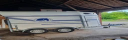Hästtransporter  fordon & transport till salu: Boj Bravo 216  - Annons 1