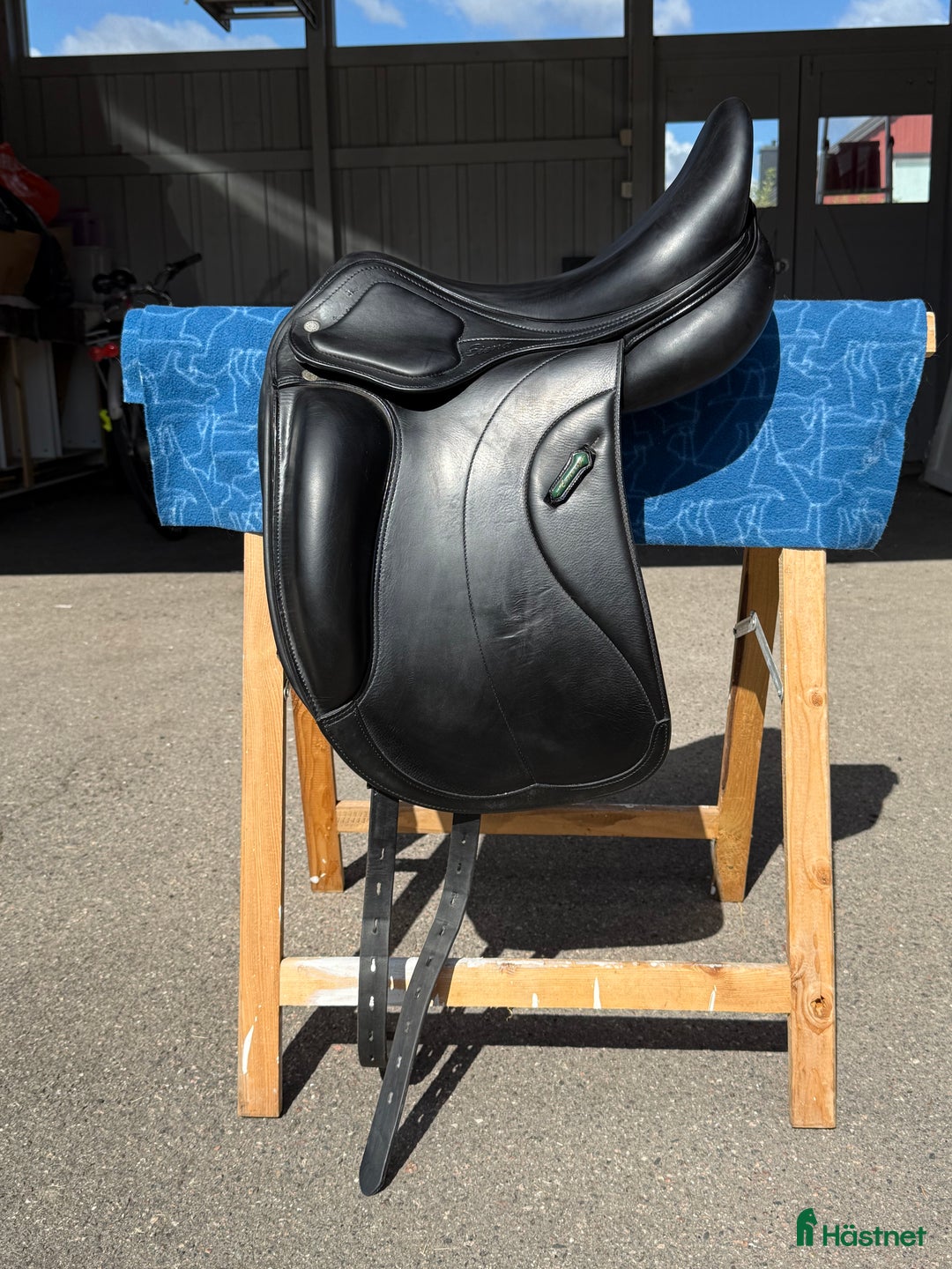 Sadlar hästutrustning till salu: Amerigo Pasubio Sienna  i Linköping - Annons 1